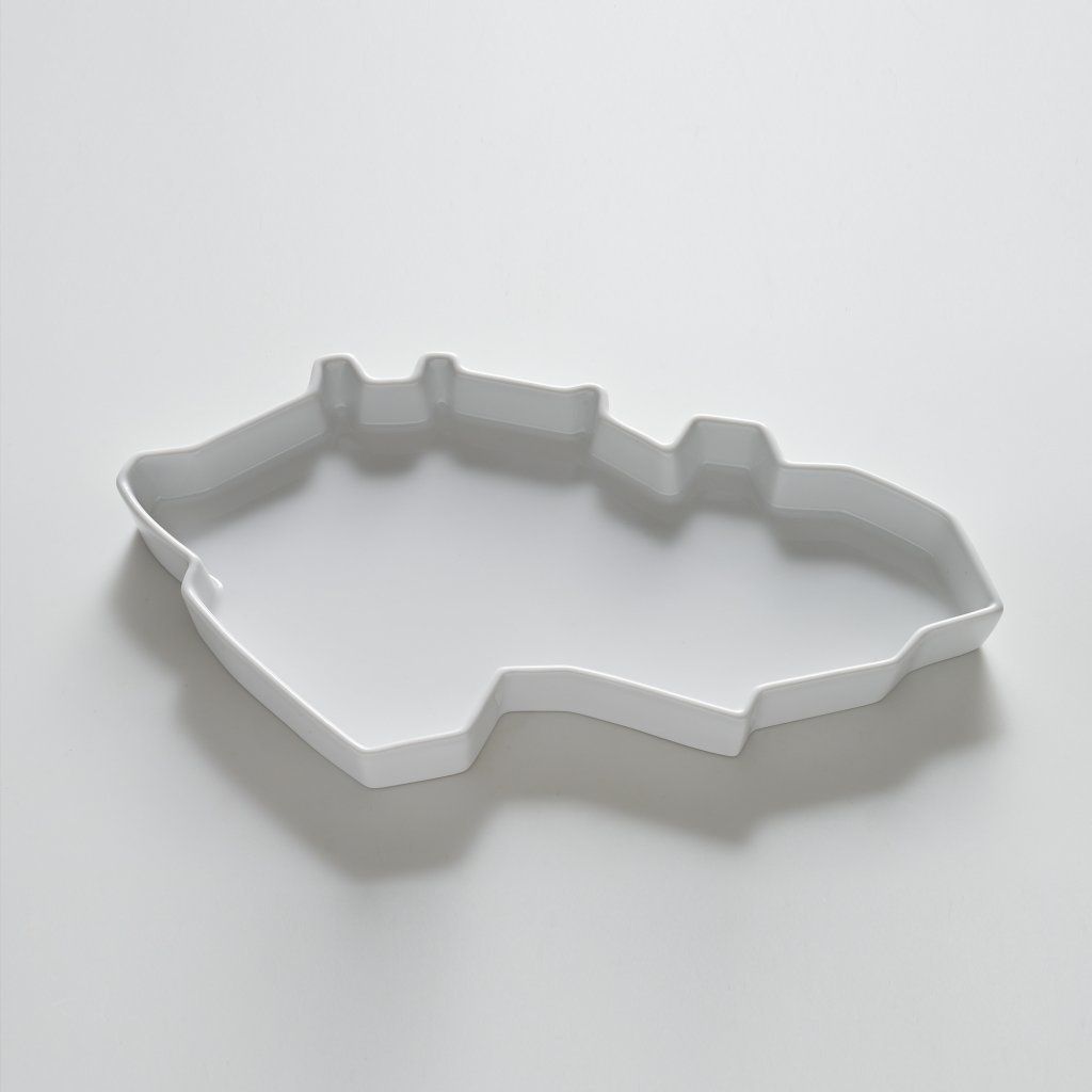 5690 qubus republic tray cze 1 square