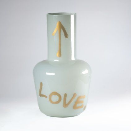 qubus jakub berdych karpelis unnamed vase golden love cyan grey