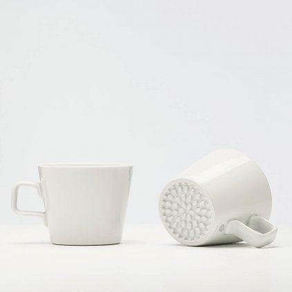 Hrnek Loves me Zrnka